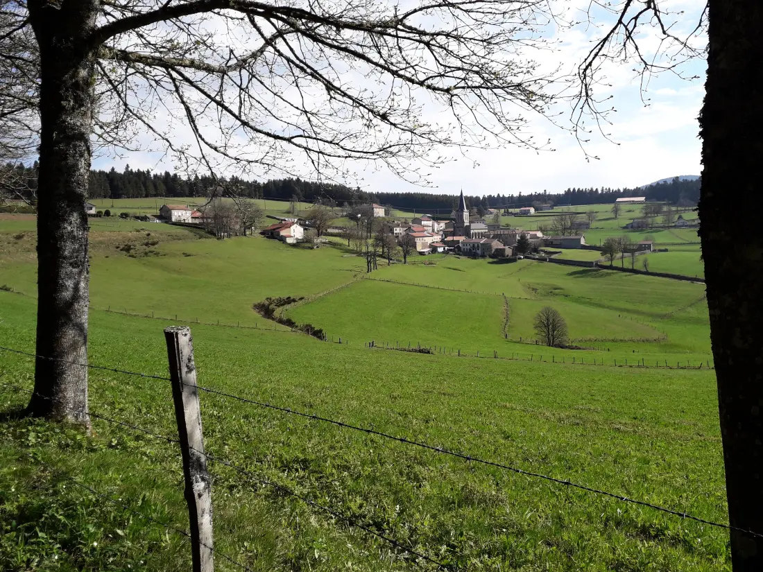Maison de Vacances Saint-Julien-Molhesabate 2
