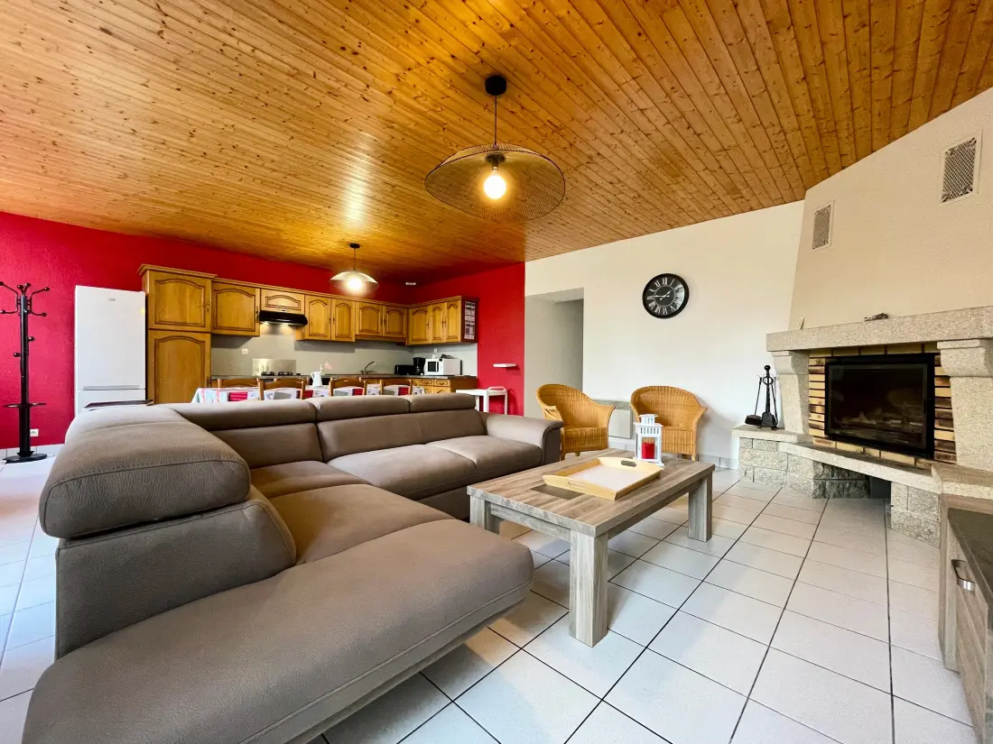 Maison de Vacances Saint-Julien-Molhesabate 2