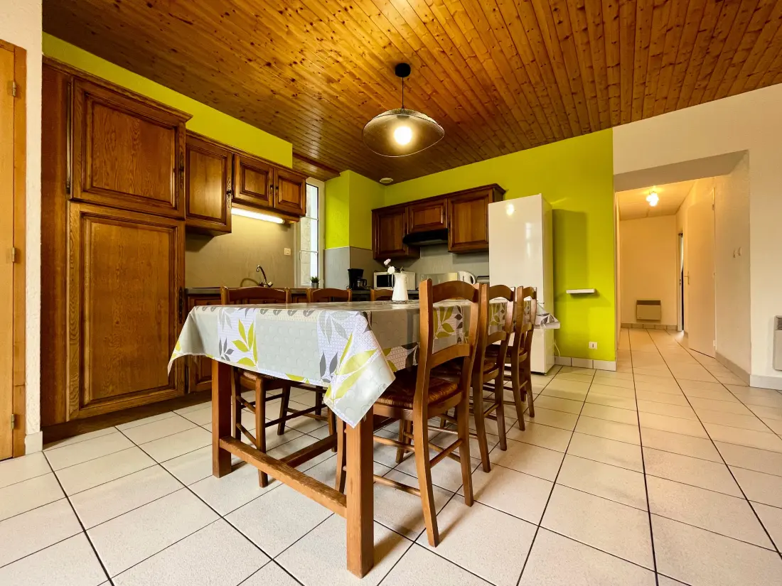 Maison de Vacances Saint-Julien-Molhesabate