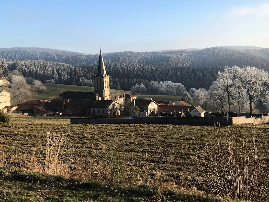 Maison de Vacances Saint-Julien-Molhesabate