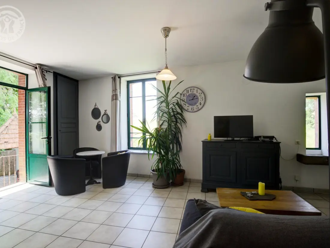 Maison de Vacances SAINT-JUST-LA-PENDUE 7