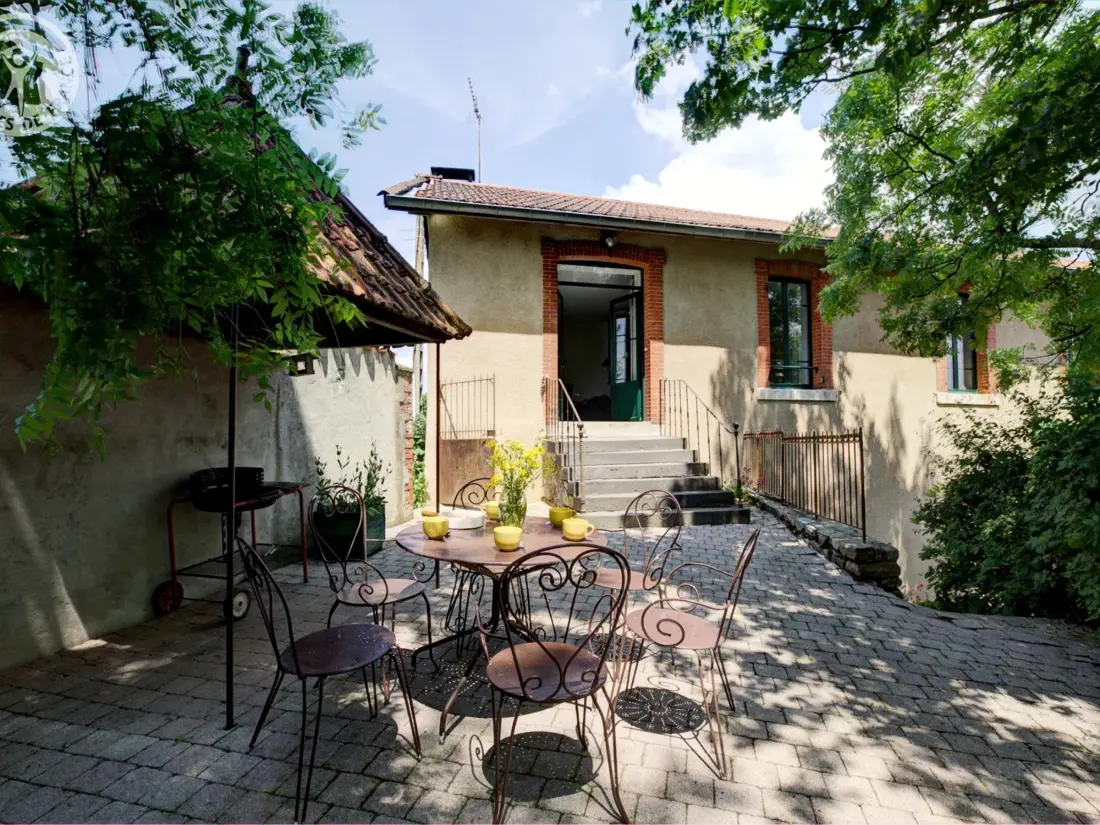 Maison de Vacances SAINT-JUST-LA-PENDUE 7