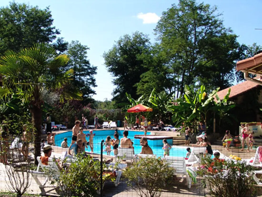 Camping Le Pin3 étoiles★★★