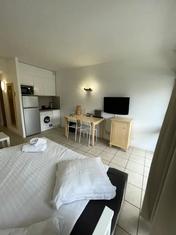 06u - Beau Studio En Résidence - Piscine Et Tennis