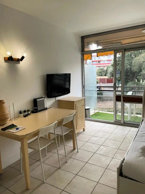 06u - Beau Studio En Résidence - Piscine Et Tennis