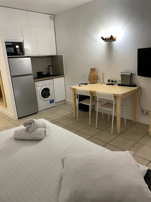 06u - Beau Studio En Résidence - Piscine Et Tennis