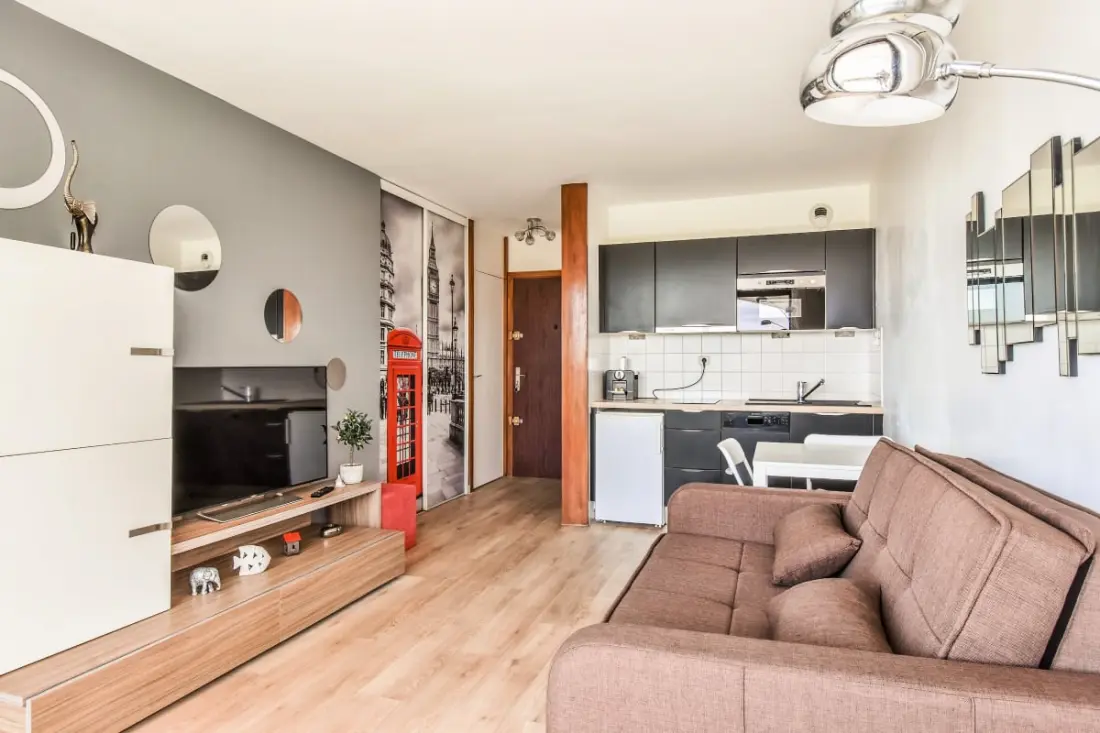 Appartement Avec Terrasse Et Garage à St-laurent