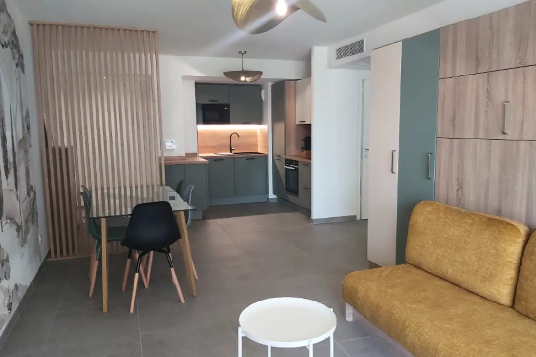 Appartement Front De Mer Avec Piscine Et Confort