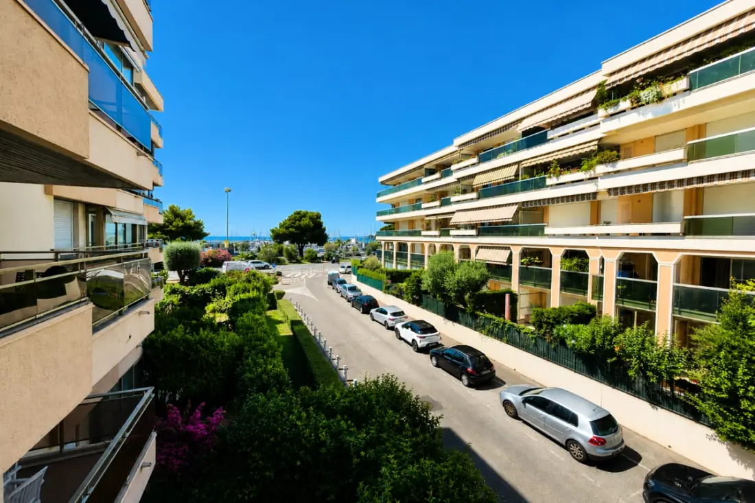 Appt 6 Pers Vue Mer Et Port - 10 Min De Nice