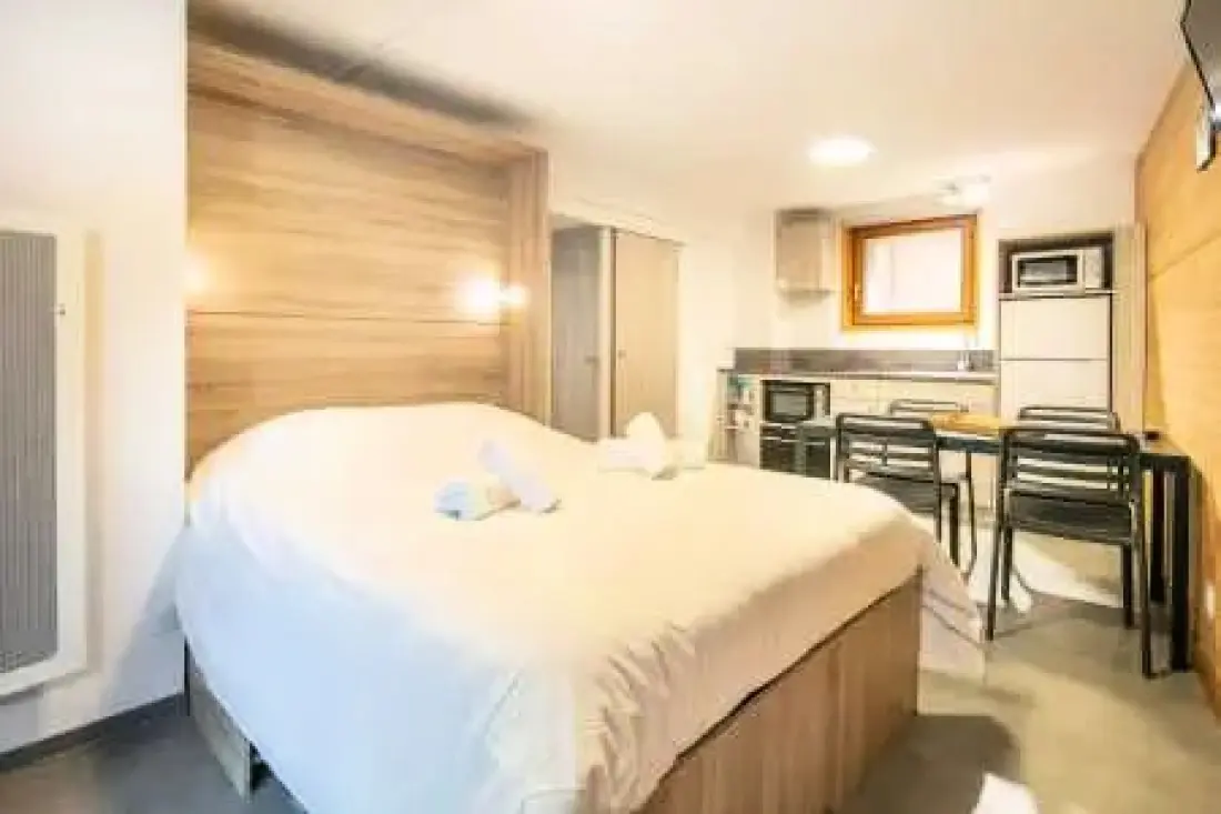VVF Saint-Léger-les -Mélèzes 3 étoiles★★★