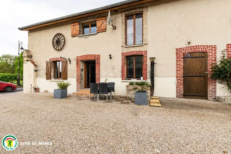 Gîte de France Le petit gîte de saint-léonard 3 épis