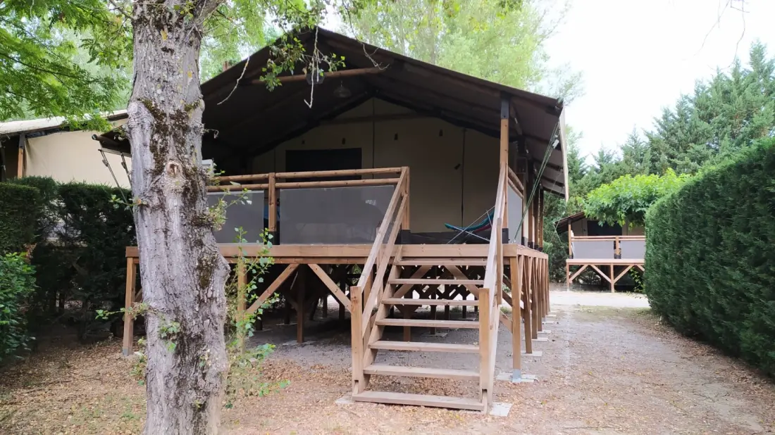 Flower Camping La Rivière 3 étoiles★★★
