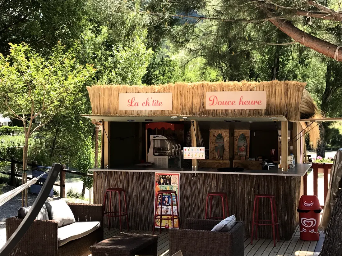 Flower Camping La Rivière 3 étoiles★★★