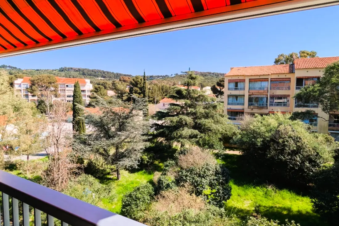 Appartement Avec Loggia à 300m De La Plage
