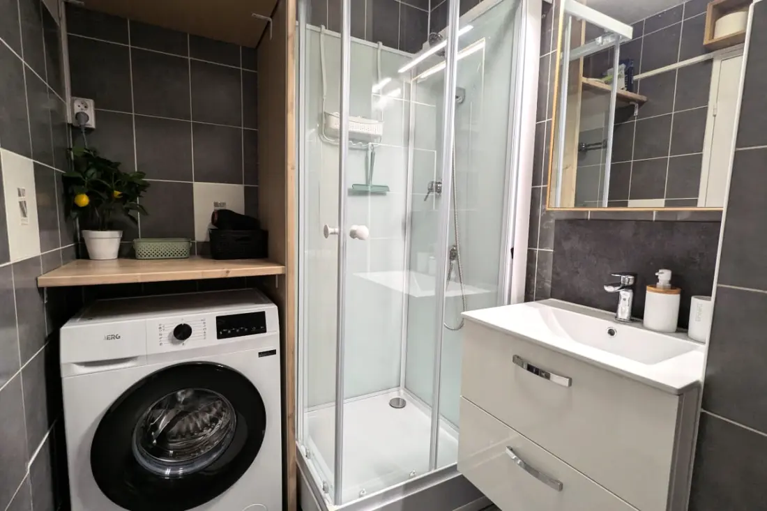 Appartement Avec Loggia à 300m De La Plage