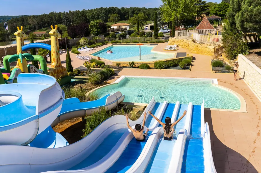 Camping le Carbonnier4 étoiles★★★★
