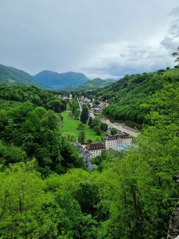 | Le Château D'uriage 👑