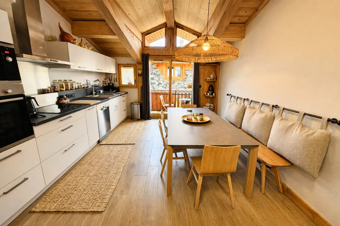 Chalet Aster