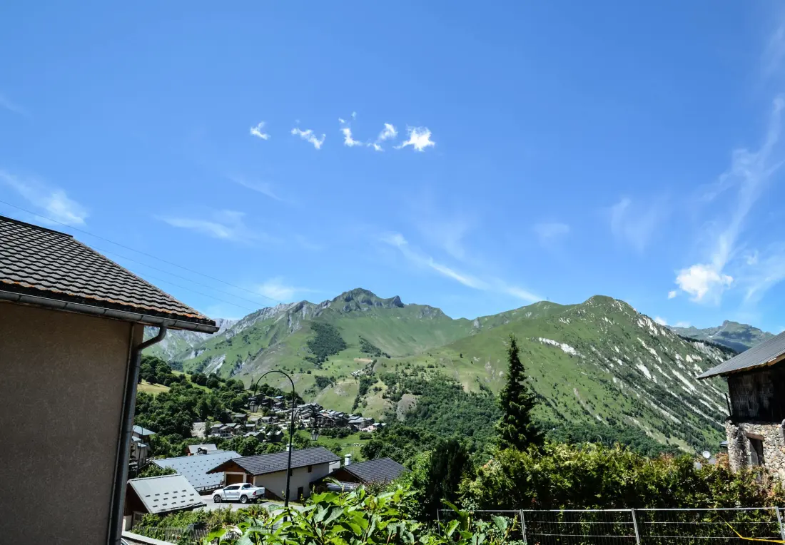 Chalet De Julie