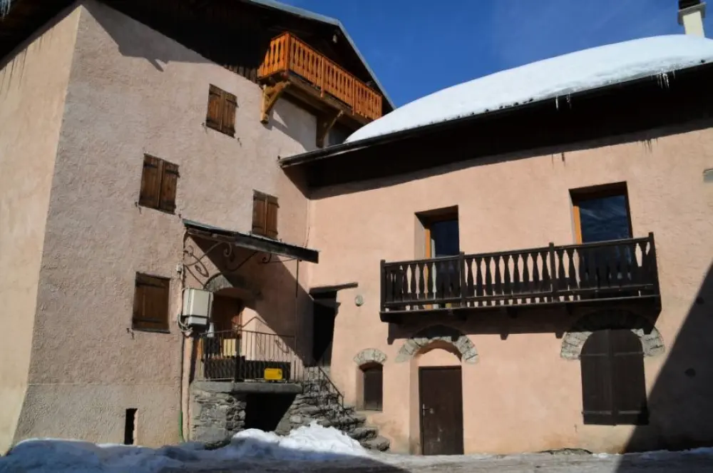 Chalet Saint Louis