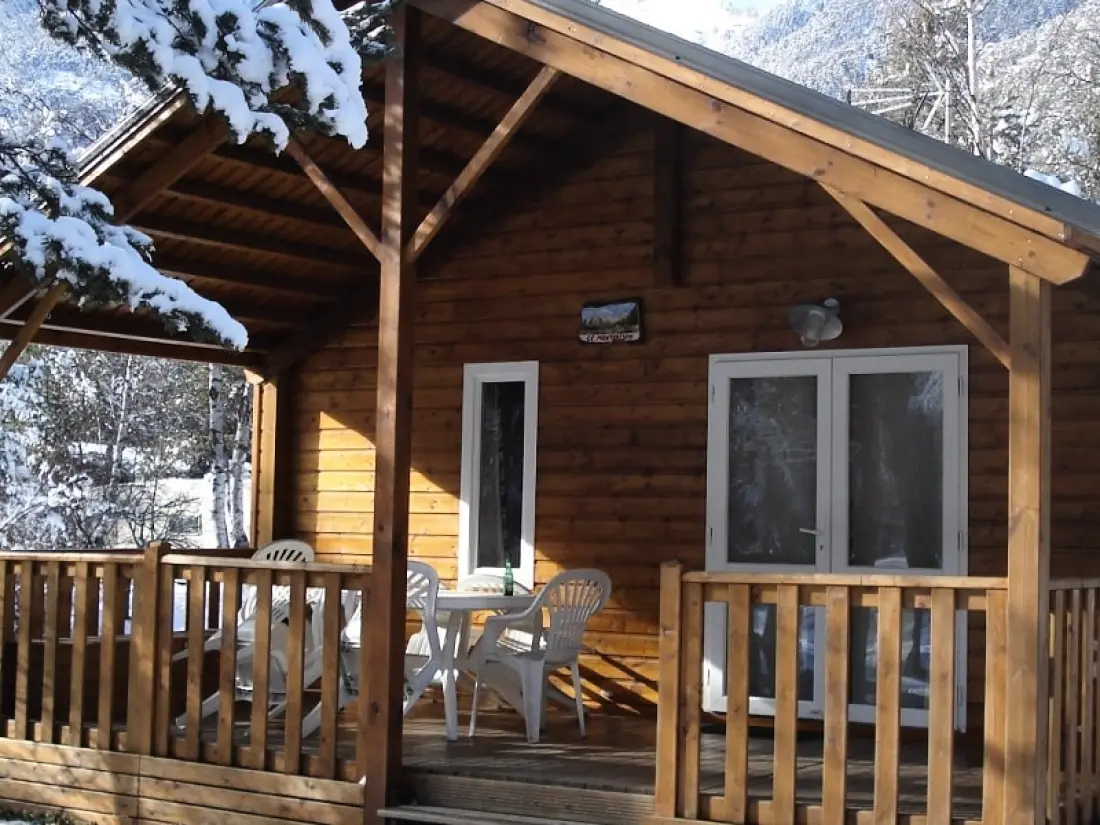 Camping-Caravaneige l'Iscle de Prelles 3 étoiles★★★