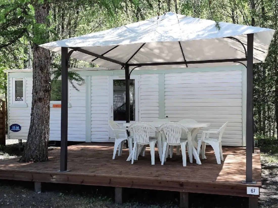 Camping-Caravaneige l'Iscle de Prelles 3 étoiles★★★