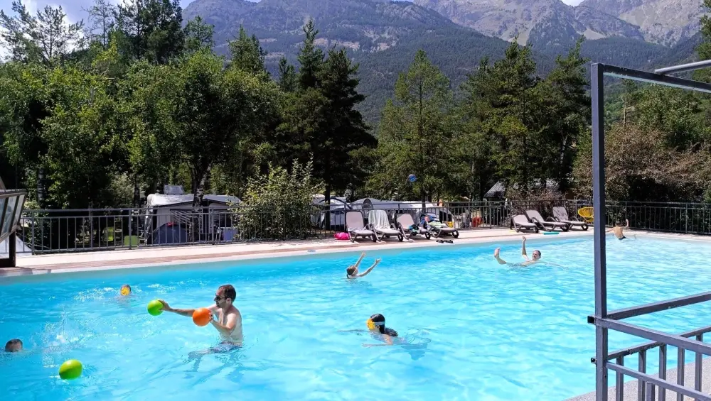 Camping-Caravaneige l'Iscle de Prelles 3 étoiles★★★