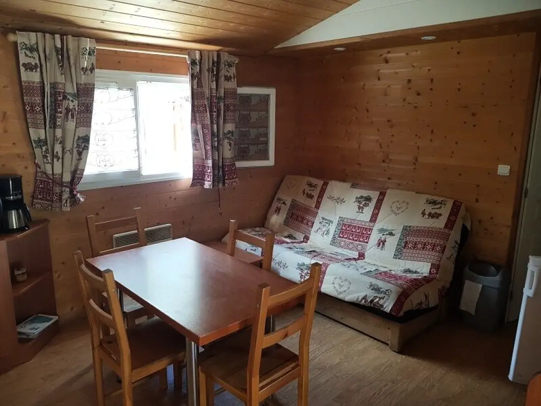 Camping-Caravaneige l'Iscle de Prelles 3 étoiles★★★