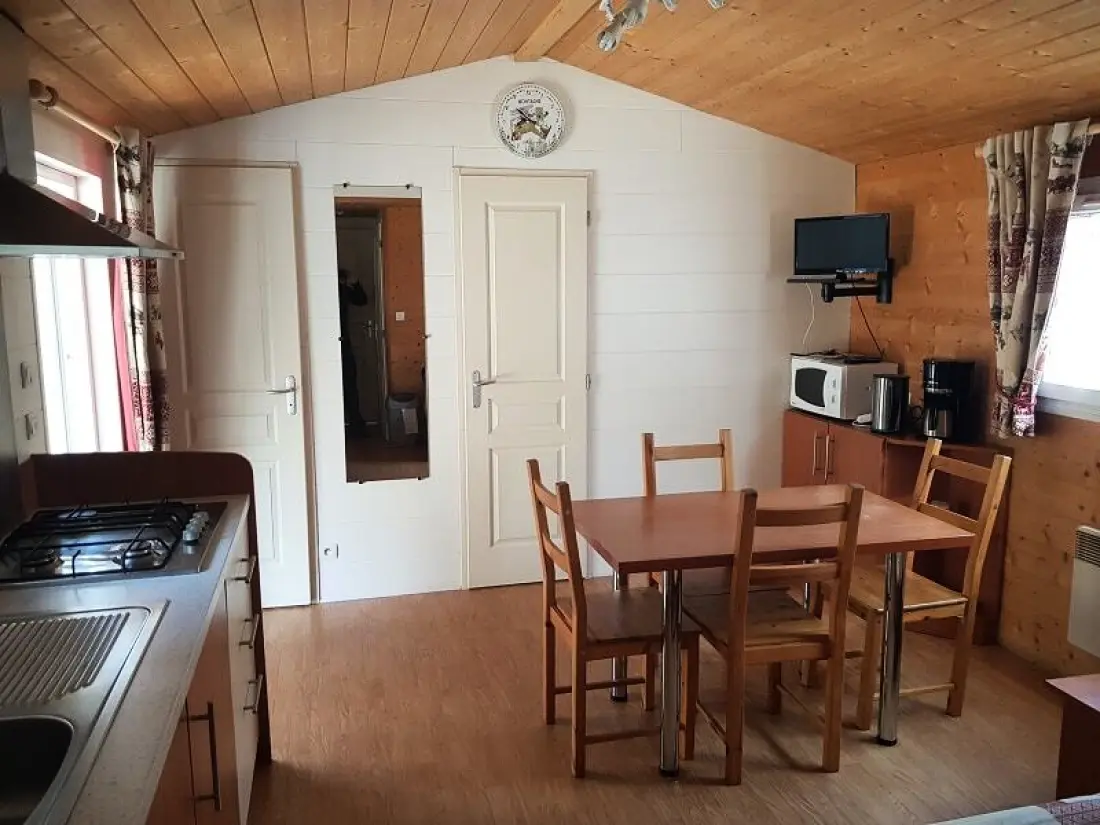 Camping-Caravaneige l'Iscle de Prelles 3 étoiles★★★