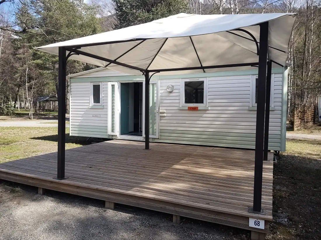 Camping-Caravaneige l'Iscle de Prelles 3 étoiles★★★
