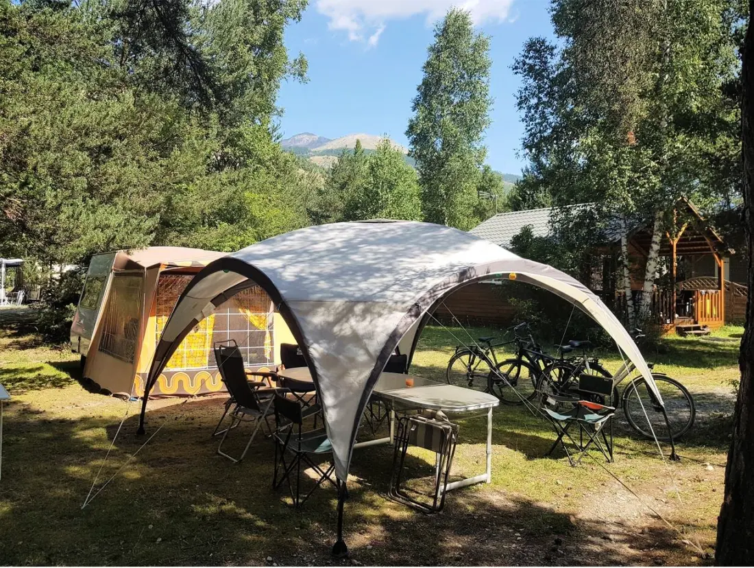 Camping-Caravaneige l'Iscle de Prelles 3 étoiles★★★