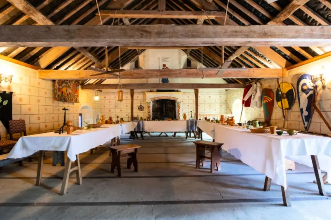Séjournez  Au Manoir  De Damigny En Normandie