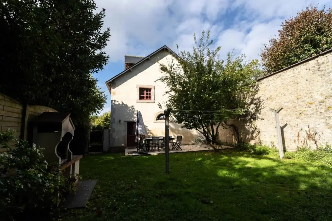Séjournez  Au Manoir  De Damigny En Normandie