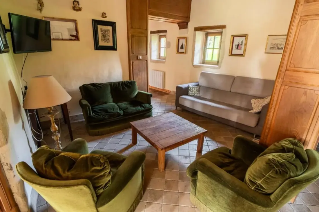 Séjournez  Au Manoir  De Damigny En Normandie