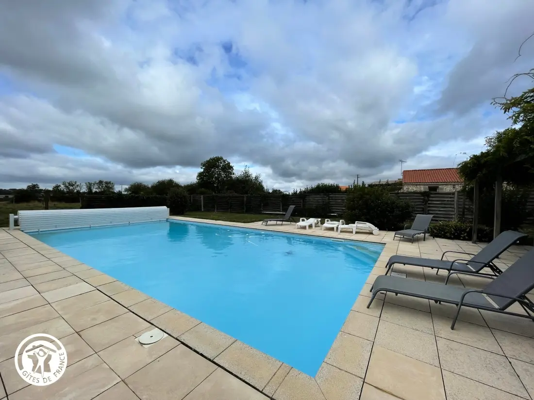 Maison de Vacances Saint-Martin-des-Tilleuls 2