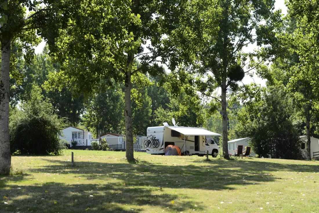 Centre de Vacances Naturiste le Colombier 4 étoiles★★★★