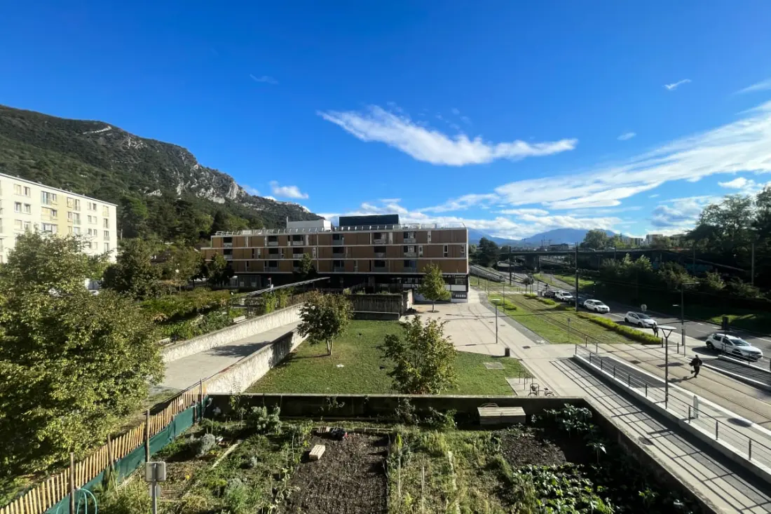 Au Coeur De L'essentiel 1 - New Studio