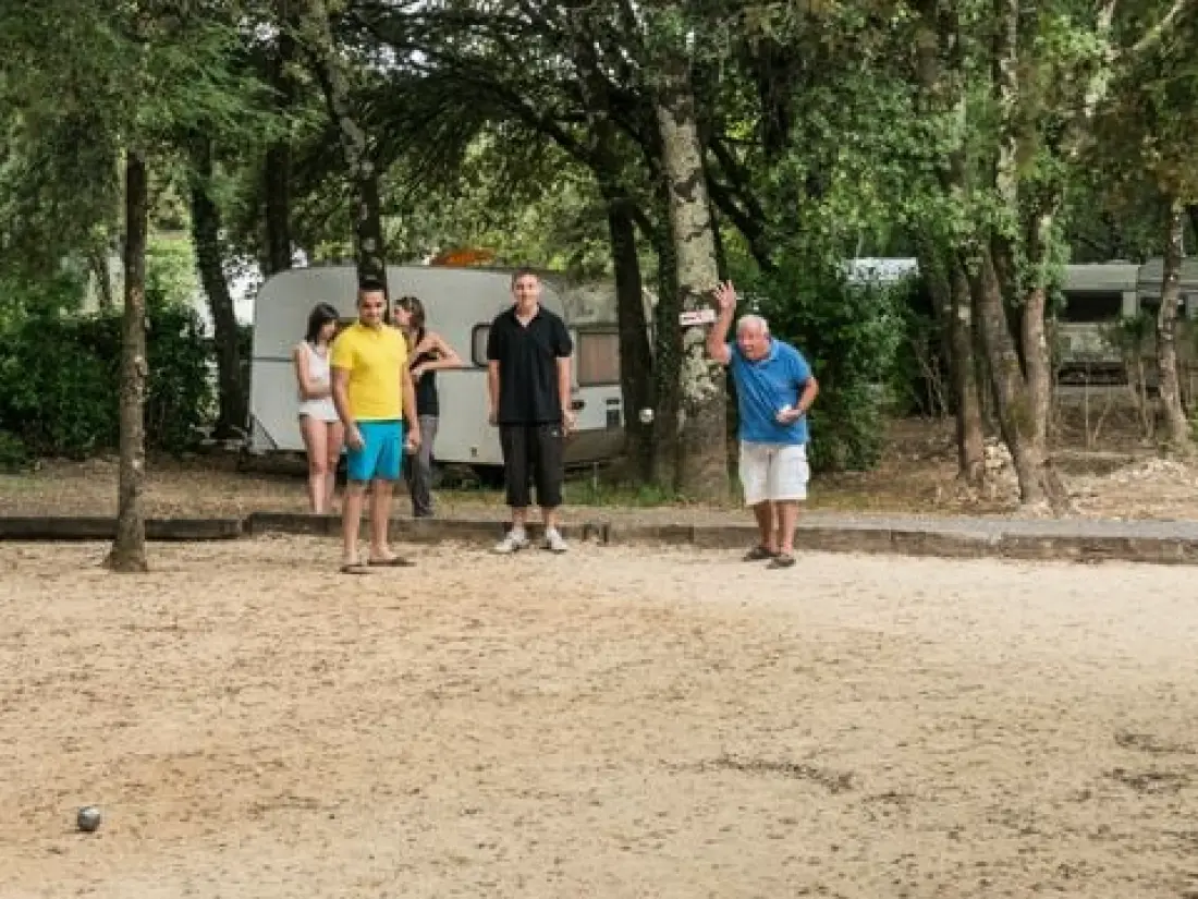 Camping Le Sous Bois  4 étoiles★★★★