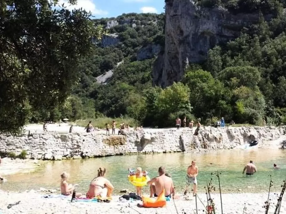 Camping Le Sous Bois  4 étoiles★★★★