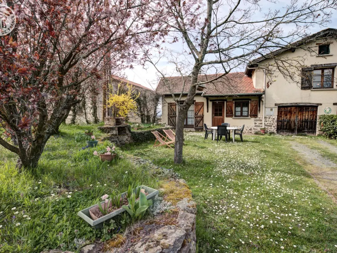 Maison de Vacances SAINT-MEDARD-EN-FOREZ 3