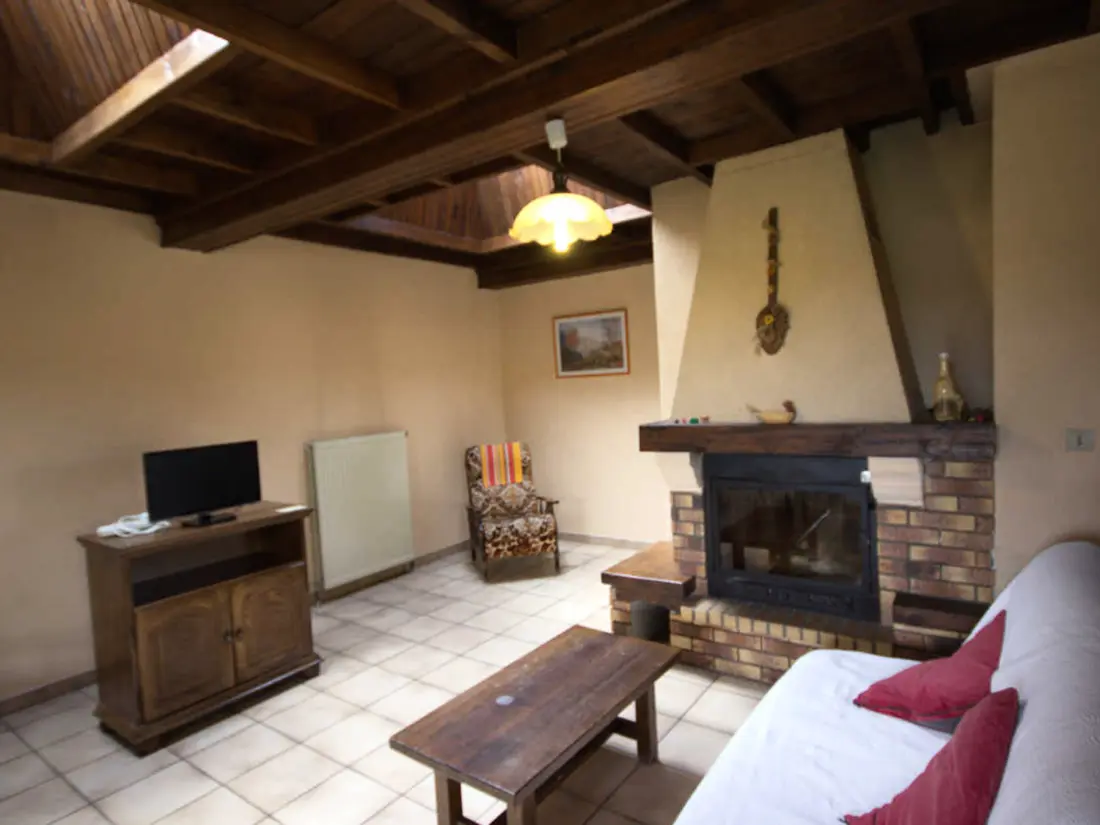 Maison de Vacances SAINT-MEDARD-EN-FOREZ