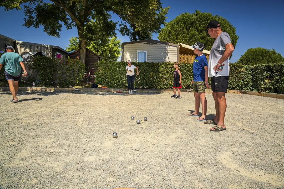 Camping La Riviera 41 étoiles★