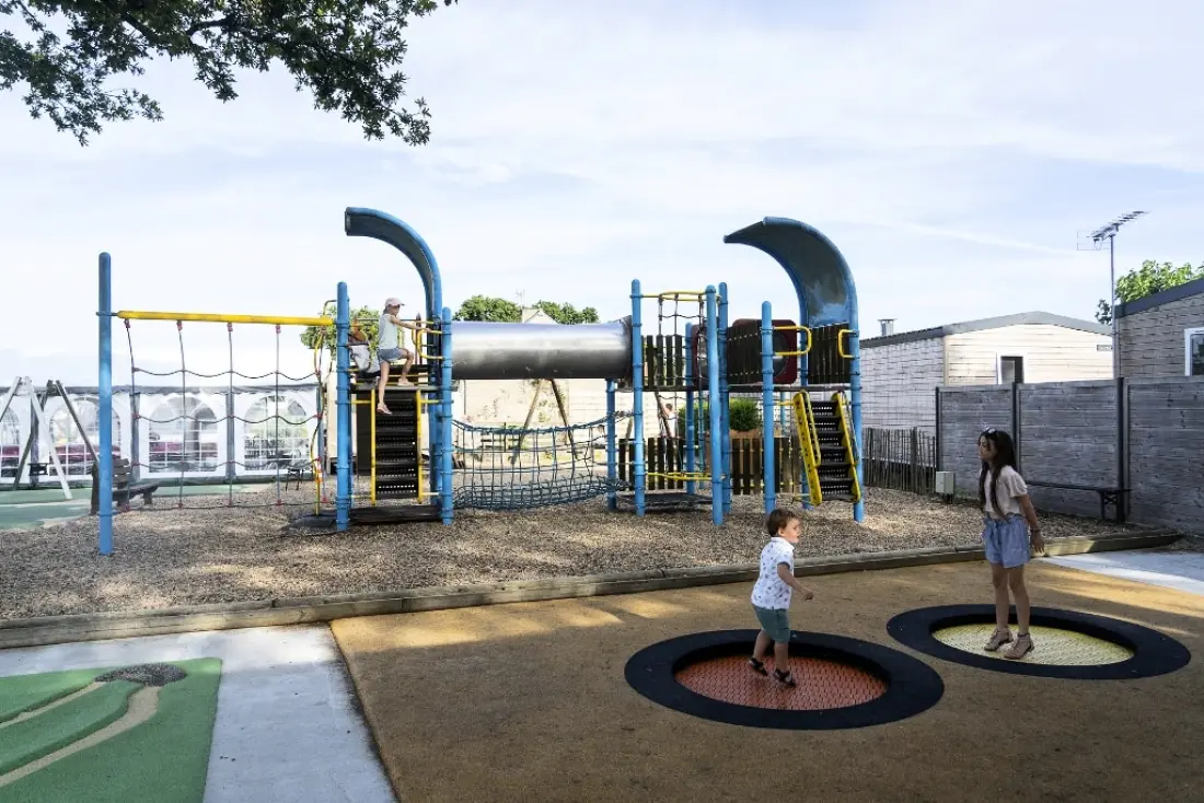 Camping Domaine du Mès 4 étoiles★★★★