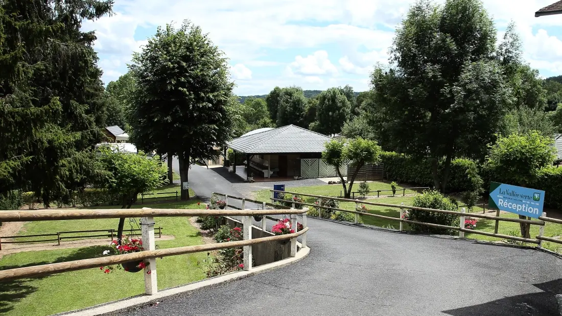 Camping Flower la Vallée Verte3 étoiles★★★