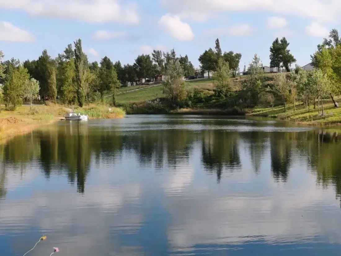 Camping aux 4 vues3 étoiles★★★