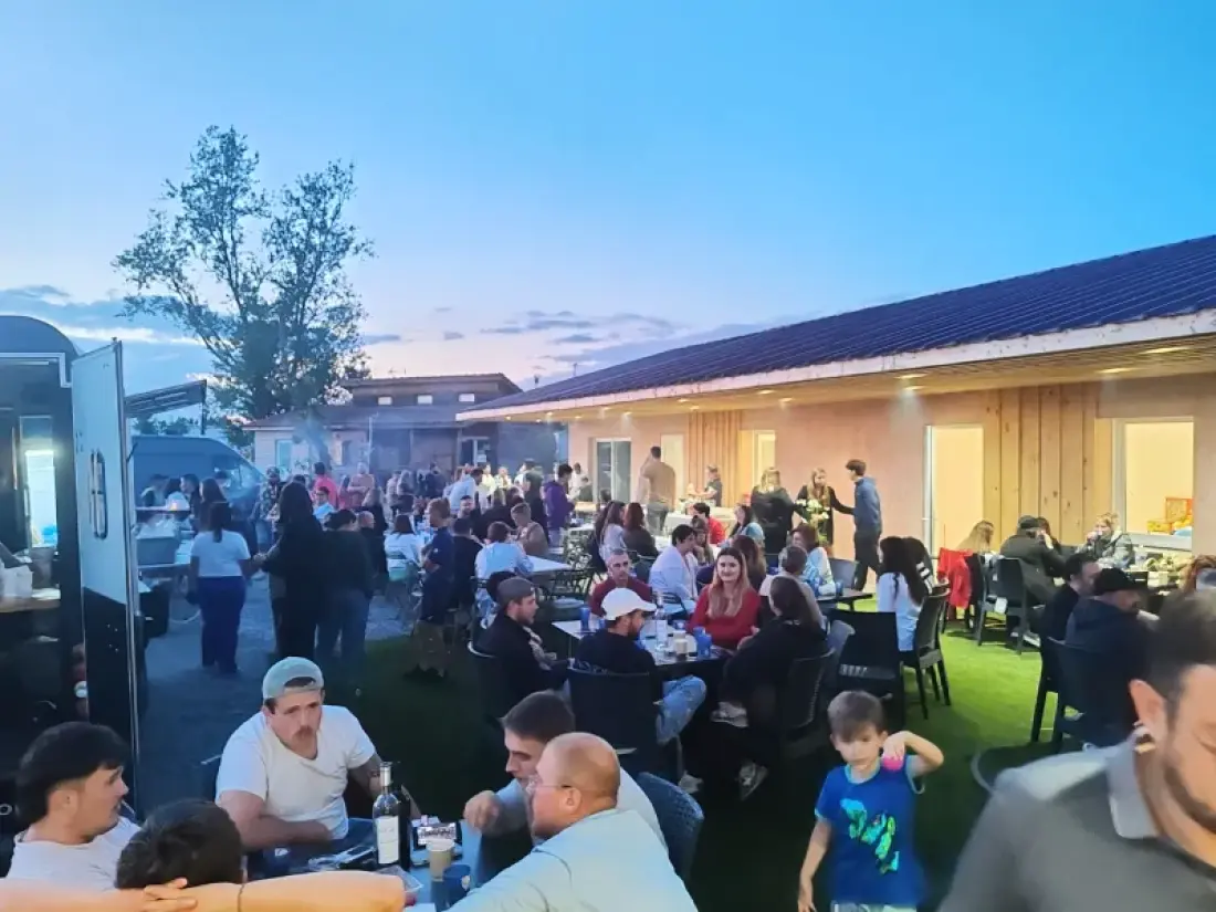 Camping aux 4 vues3 étoiles★★★