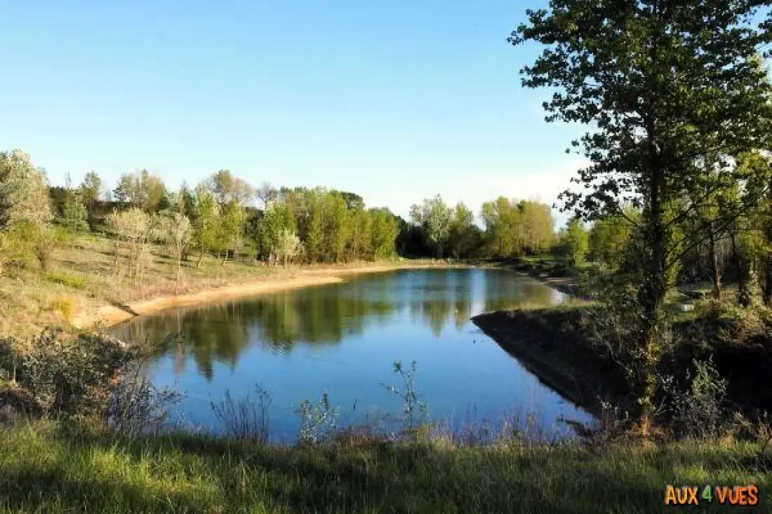 Camping Aux 4 Vues3 étoiles★★★