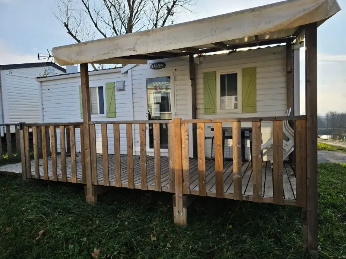 Camping aux 4 vues3 étoiles★★★