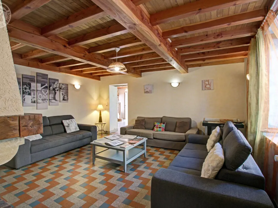 Maison de Vacances SAINT-PAUL-DE-VEZELIN 2