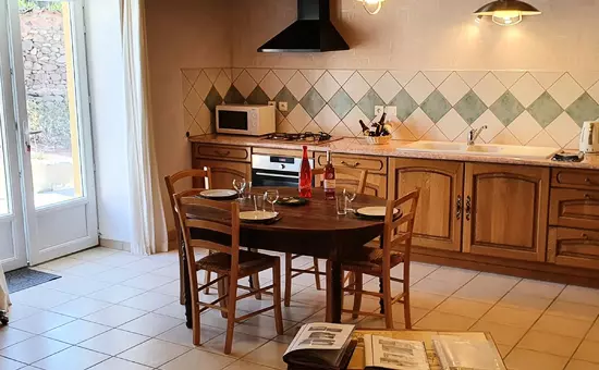 Maison de Vacances SAINT-PAUL-DE-VEZELIN